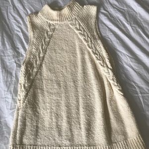 Madewell beige sleeveless sweater